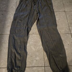 Women's Nicole Miller New York Green Elastic Cargo Pants - Medium